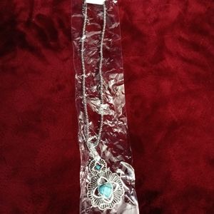 💜Faux blue stone and rhinestone necklace